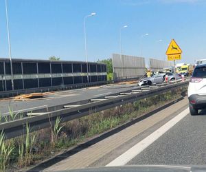 Śmiertelny wypadek na autostradzie A4 w Zabrzu. Droga jest zupełnie zablokowana