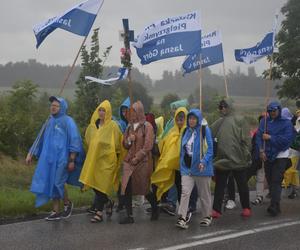 Kielecka Piesza Pielgrzymka wędruje do Częstochowy