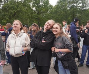 Kortowiada 2025. Koncerty na Plaży Kortowskiej przyciągnęły tłumy. Tak wyglądał drugi dzień imprezy!