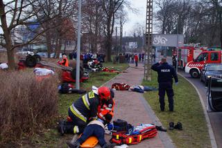 Wypadek w Kamieniu Pomorskim: Komendant główny policji zapewnia, że pomoże osieroconym dzieciom