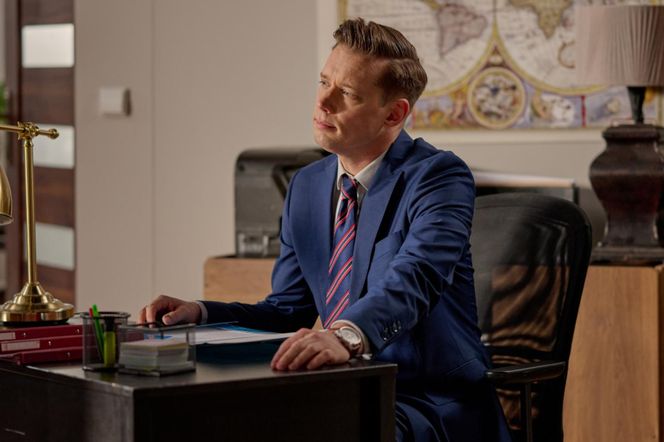 Na Wspólnej odc. 4080. Darek Żbik (Michał Mikołajczak)