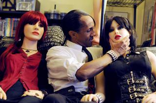 Mieszkam z dmuchanymi lalami