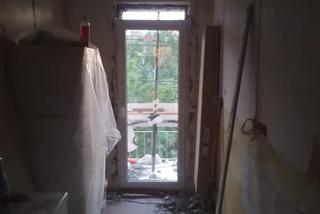 Kraków. Elektryk wziął zaliczkę, a prace utknęły. Niewidomy pan Kazimierz przez nierzetelnego fachowca nie może dokończyć remontu