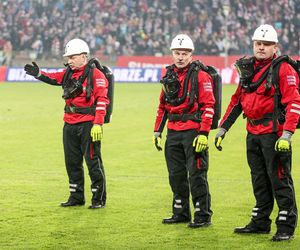 Orkiestra górnicza zagrała jak za dawnych lat, Górnik Zabrze również. Lech Poznań na kolanach