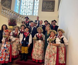 Koło Gospodyń Wiejskich w Puszynie na Dożynkach Prezydenckich w Warszawie