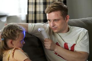 Barwy szczęścia, odc. 2743: Hubert (Marek Molak), Marysia (Nina Szumowska)