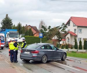 Śmierć na drodze w Ambrożowie. Ciężarówka potrąciła mężczyznę