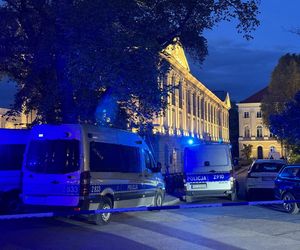 22-latek zatrzymany po ataku siekierą na Uniwersytecie Warszawskim