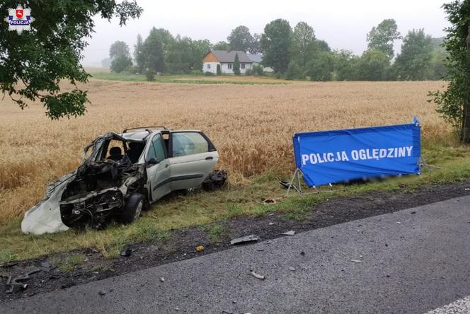 Wyprzedzał na trzeciego, przez niego dwie osoby nie żyją. Choć uciekł z miejsca tragedii, jest już w areszcie