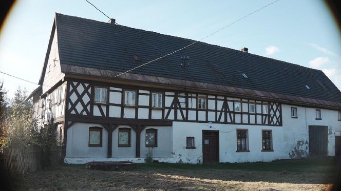 "Dostrzec, zrozumieć, ocalić – Domy przysłupowe". Projekt inwentaryzacji domów przysłupowych zainicjowany przez Małgorzatę Maszkiewicz (Dolina Domów Przysłupowych) - powstała bogata dokumentacja oraz zdjęcia