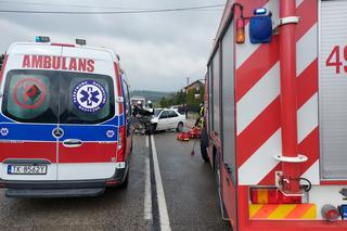 Świętokrzyskie: Sześcioletni chłopiec zginął w wypadku. Rannych pięć osób, w tym czworo dzieci