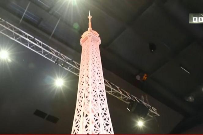 Wieża Eiffela z zapałek w końcu w Księdze Redkordów Guinessa 
