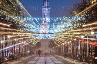 Świąteczne iluminacje w Częstochowie gotowe na jarmark bożonarodzeniowy