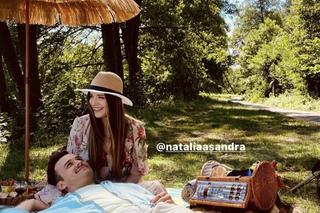 Barwy szczęścia na planie. Agata (Natalia Zambrzycka), Ignacy (Olaf Staszkiewicz) 