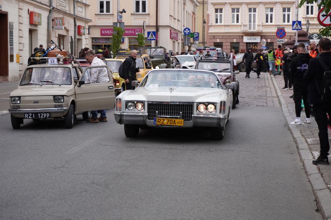 Rzeszowskie Juwenalia rozpoczęte. Barwny korowód przeszedł przez miasto