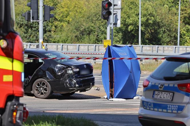 Śmiertelny wypadek z udziałem karetki! Kierowca nie miał szans