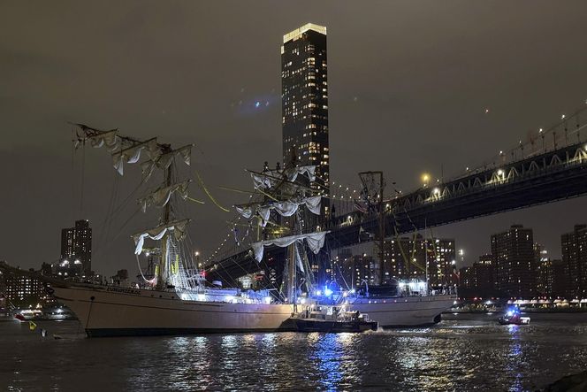 Tragiczny wypadek meksykańskiego żaglowca Cuauhtémoc w Nowym Jorku. Dwóch marynarzy nie żyje, 22 zostało rannych