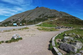 Czy czeka nas limit wejść na Śnieżkę? Dyrektor KPN: „My naprawdę musimy o tym myśleć”