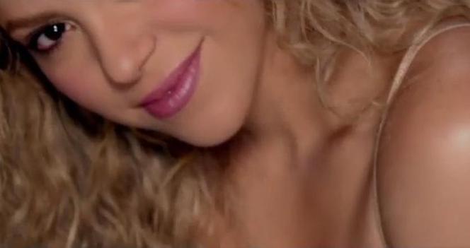 Shakira, NOWY TELEDYSK - Can't Remember To Forget You po hiszpańsku. VIDEO bardziej HOT bez Rihanny?
