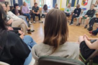 Światowy Dzień Zapobiegania Samobójstwom: jak wspierać młodych w kryzysie psychicznym