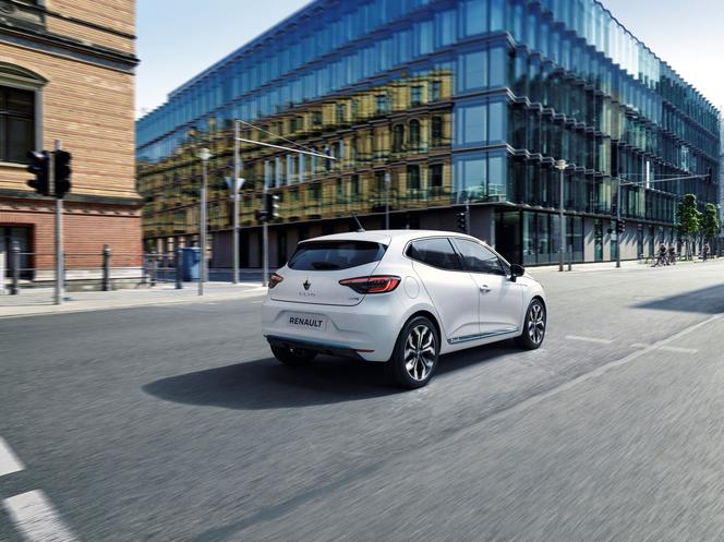 Renault Clio E-Tech Hybrid i Renault Captur E-Tech Plug-in Hybrid