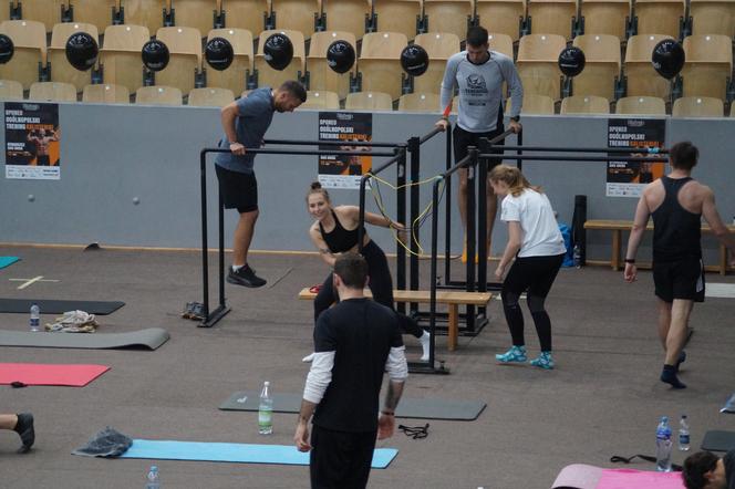 Ponad 300 osób ćwiczyło na SISU Arenie. Za nami ogólnopolski trening kalisteniki! 