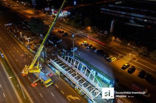 Kładka nad ulicą Struga