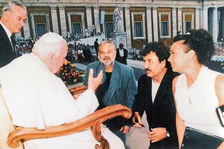 Kanonizacja Jana Pawła II. Ojciec Święty zmienił życie polskich gwiazd