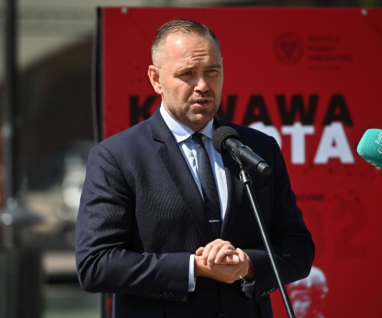 Prezydent Karol Nawrocki pogrążony w smutku po śmierci Andrzeja Kołakowskiego. "Znal…