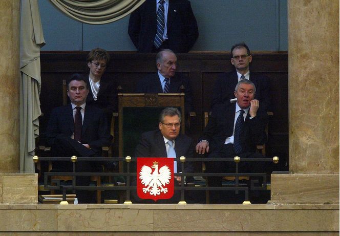 AI wybrała 5 najlepszych polityków w Polsce ostatnich 30 lat! 