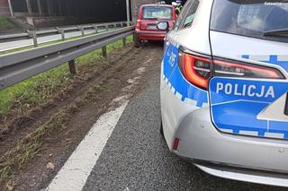 Obywatel Niemiec chciał przebiec przez DK86. Został śmiertelnie potrącony