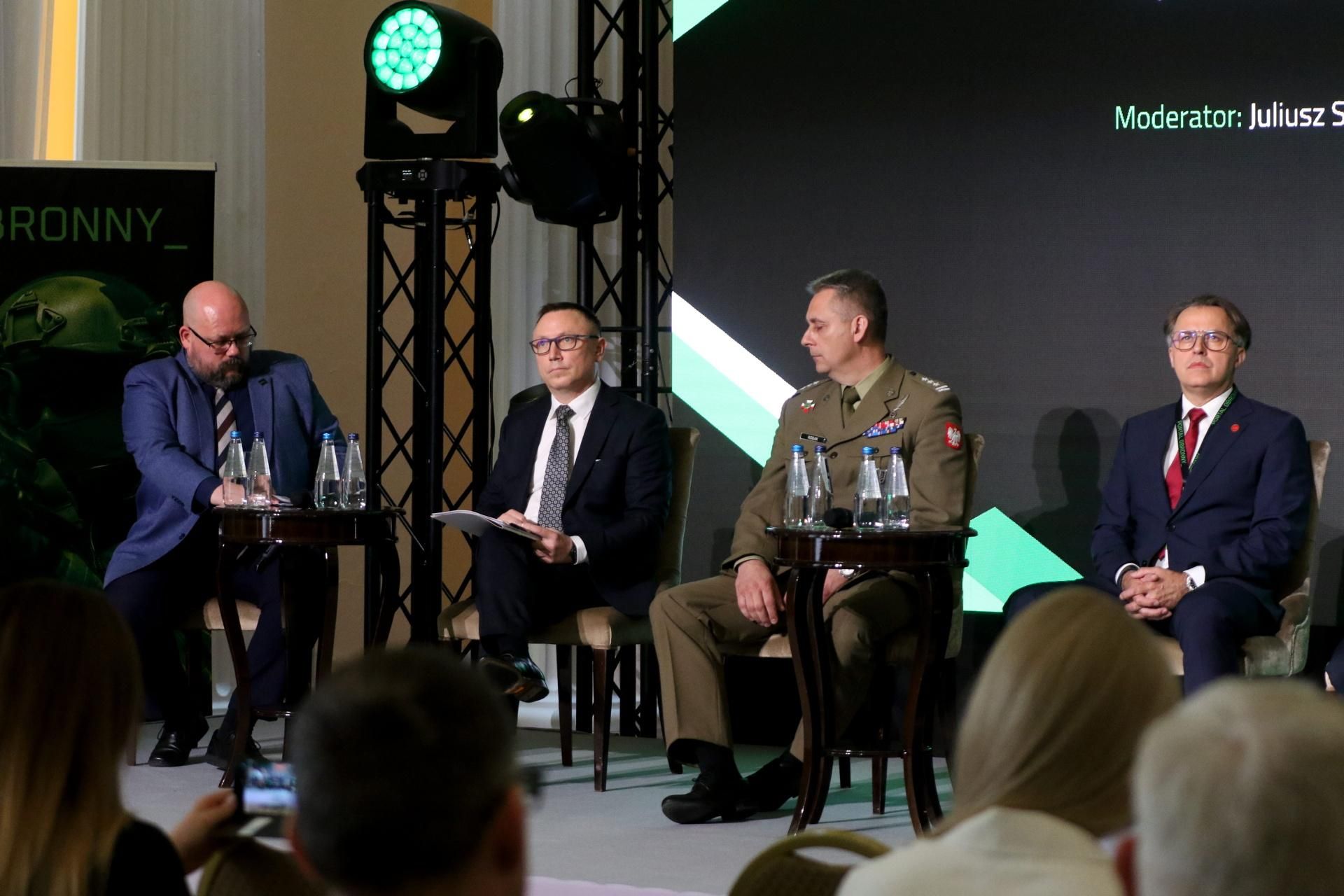 Konferencja „Bezpieczeństwo ludności i ochrona infrastruktury krytycznej” [RELACJA NA ŻYWO] 
