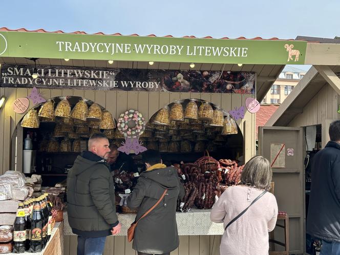 W Krakowie wystartował jarmark wielkanocny. Sprawdziliśmy tegoroczne ceny!