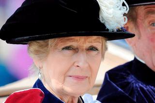 SKANDAL na brytyjskim dworze! Książę Filip ZDRADZAŁ królową Elżbietę