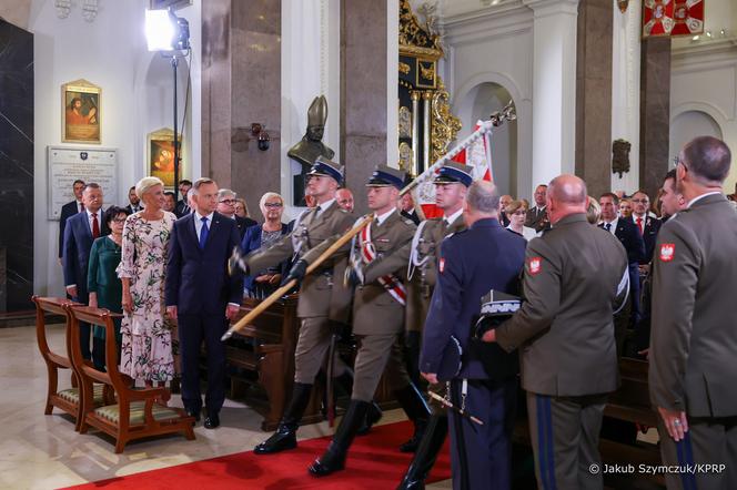 Prezydent Andrzej Duda podczas obchodów Święta Wojska Polskiego: Wydatki na armię służą temu, by nikt nas nie zaatakował!