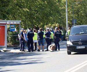 Wypadek na ul. Woronicza w Warszawie. Kierowca potrącił 10 osób 