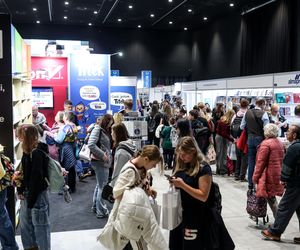 Targi Książki w Katowicach to okazja do zdobycia autografów pisarzy