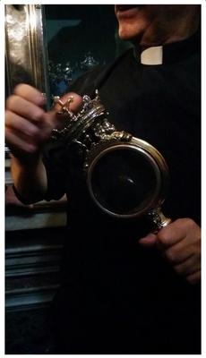 Wałęsa doświadczył cudu krwi św. Januarego: "W mojej obecności w pełni ożyła" 