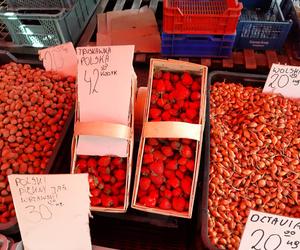 Ceny truskawek na targu w Rzeszowie