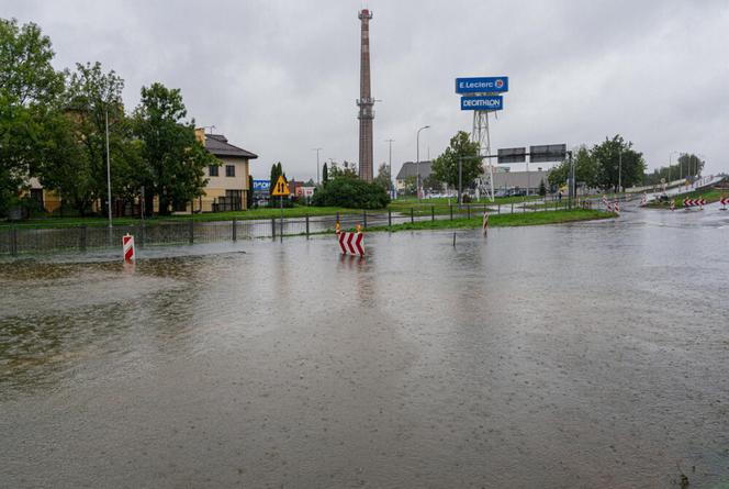 Jelenia Góra pod wodą. Powódź uderzyła w kolejnym mieście