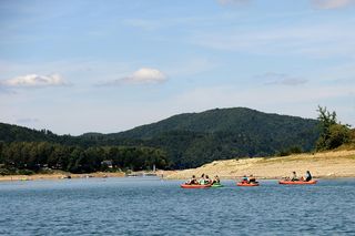 To najpiękniejsze jezioro w województwie podkarpackim według AI