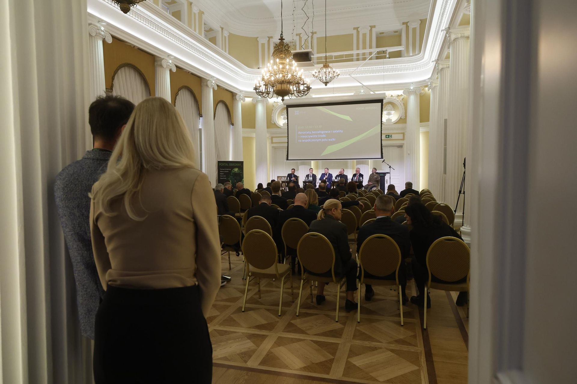 Panel 3. Aerostaty, bezzałogowce i satelity – nieoczywiste środki na współczesnym polu walki