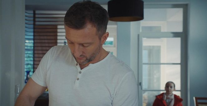 M jak miłość odc. 1857. Bartek (Arkadiusz Smoleński), Hania (Wiktoria Basik)