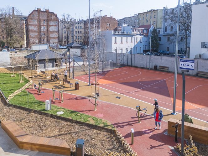 Podwórko Imienia Wszystkich Mieszkańców - Przedmieście Oławskie, Wrocław