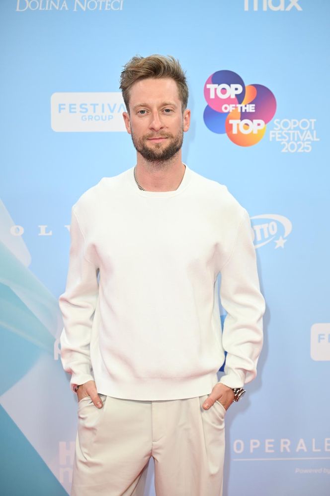 Krzan pokazała majtki, a Krupińska wyglądała jak syrenka. Tłum gwiazd na Top of the Top Sopot Festival 2025