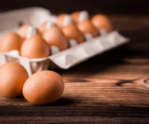 Ceny jajek ciągle w górę. Ekspert mówi, kiedy zaczną spadać