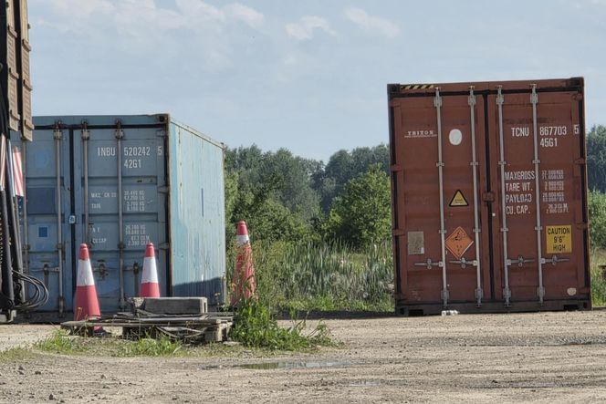 Broń i amunicja znaleziona 25 km od granicy z Ukrainą. MSWiA odpowiada. "Potwierdzam informację"