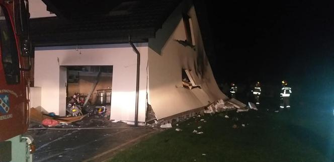 Wybuch w Nowym Kiełbowie. Rodzina bez dachu nad głową. Ruszyła LAWINA pomocy! 