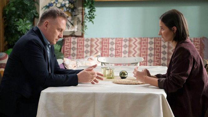 M jak miłość odc. 1881. Agnes Rotke (Amanda Mincewicz), Artur Rogowski (Robert Moskwa)