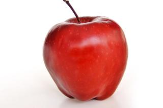 Apple pozwał producenta jabłek, bo mają jabłko w logo. To nie żart!